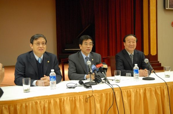 2019年1月15日，外交部发言人华春莹举行例行记者会。
